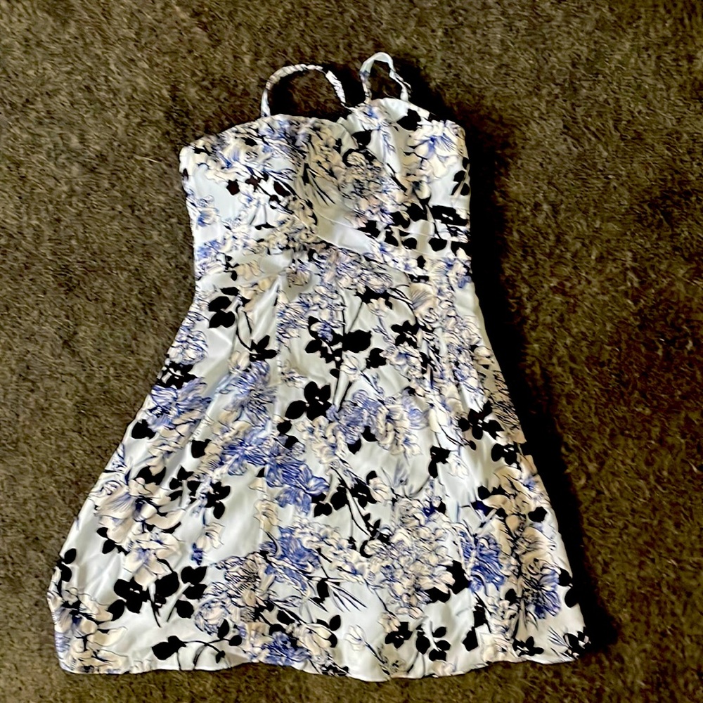 Casual dress by Express.